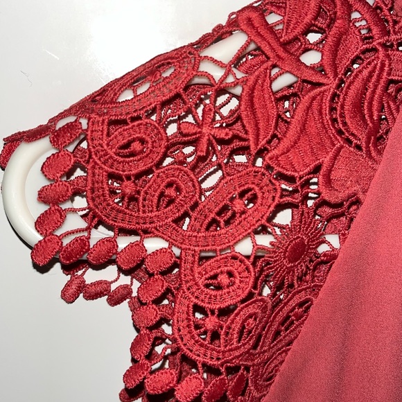 Pink shirt with lace sleeves 💕 - Picture 4 of 5